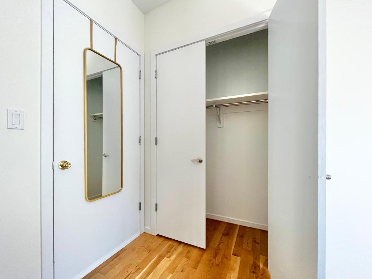 Homestay New York Exterior photo