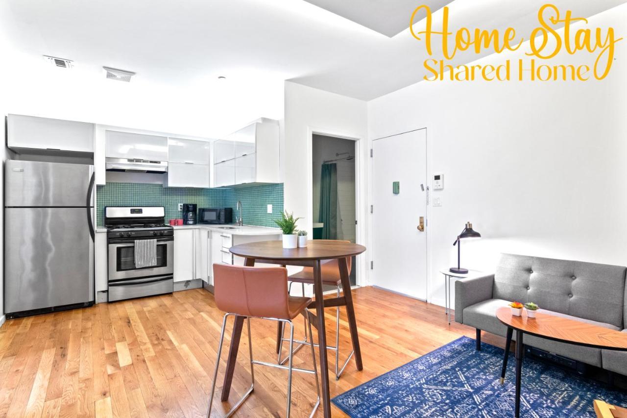 Homestay New York Exterior photo